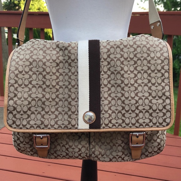 Coach Handbags - Coach large messenger bag brown/cream fabric